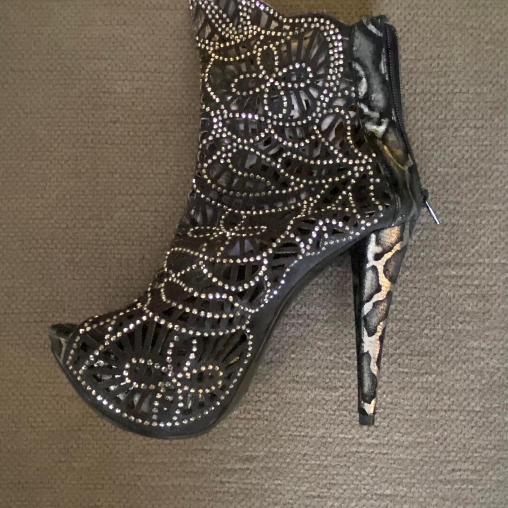 Lady Couture boots